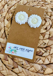 White Daisy Studs